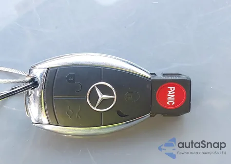 2007 Mercedes-Benz S 550 z USA, uszkodzony, nr VIN WDDNG71X57A102684